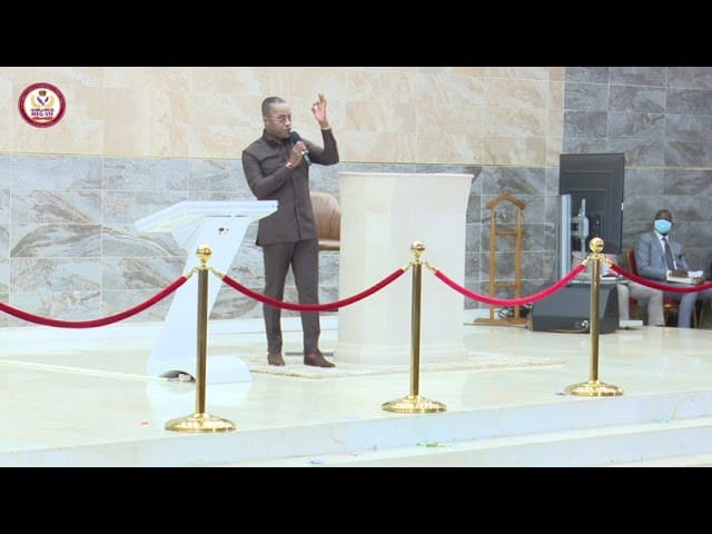 L’archevêque Guy-Vincent : « celui qui à la même ambition que toi est ton adversaire le plus farouche »