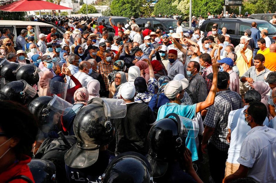 Une grève des transports paralyse Tunis