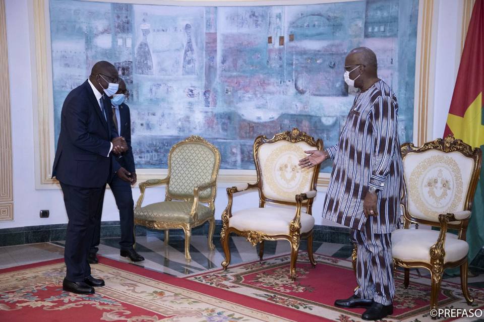 Conseil des collectivités territoriales de l’UEMOA : le président du Burkina reçoit Albert Amichia