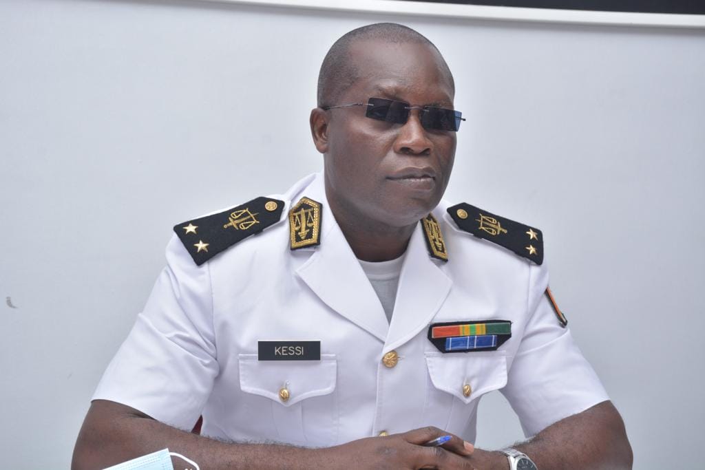 Bras de fer entre Billon, Fabrice Sawegnon et Ange Kessi au Awards du genre 2022