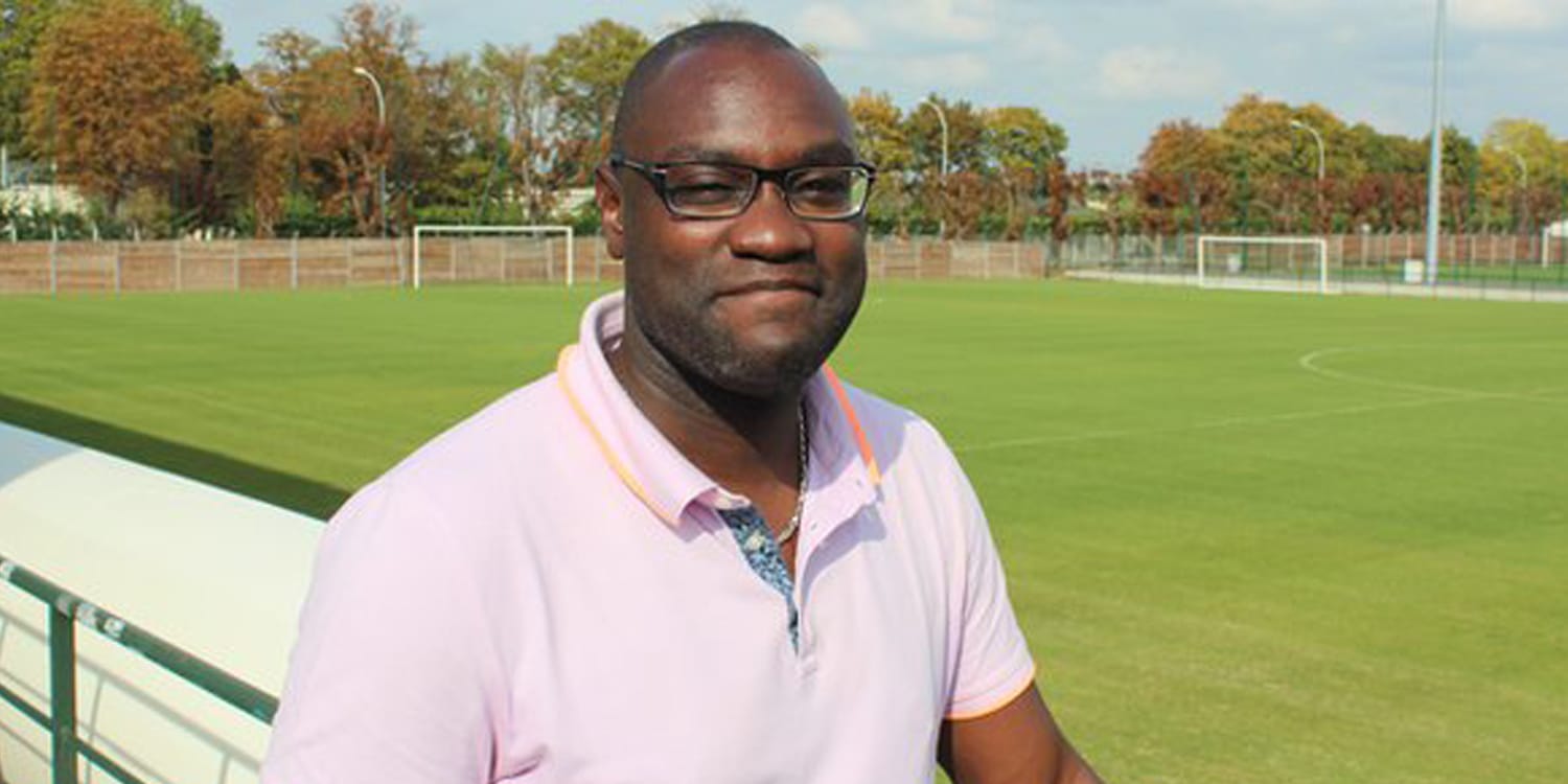 Patrick Mboma nommé ambassadeur des Lions Indomptables