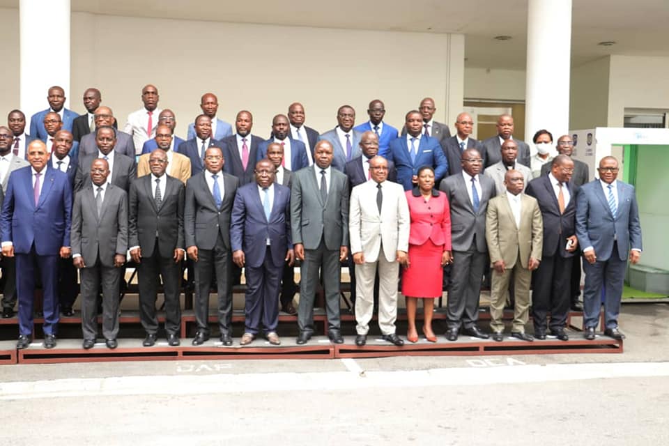 Titrologie 17 décembre 2021 : revue de la presse ivoirienne: «dialogue politique, le PPA-CI de Gbagbo dans la danse»