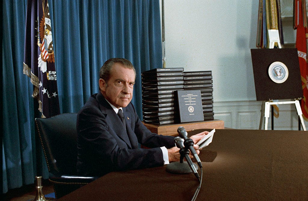 Watergate: Comment deux journalistes ont fait démissionner le président américain Richard Nixon