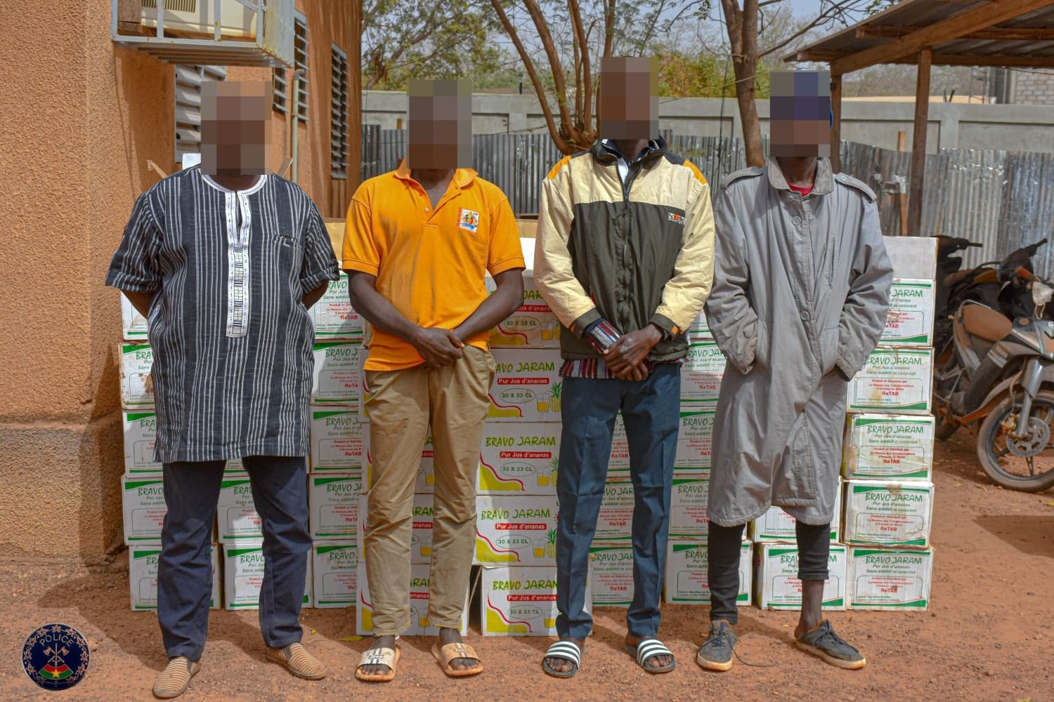 Burkina : près de 8.000 bidons de jus contrefaits saisis à Ouaga