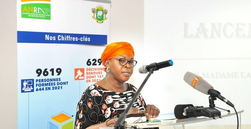 Corruption Côte d’Ivoire: « 500 marchés publics passés en 2020 bientôt audités »