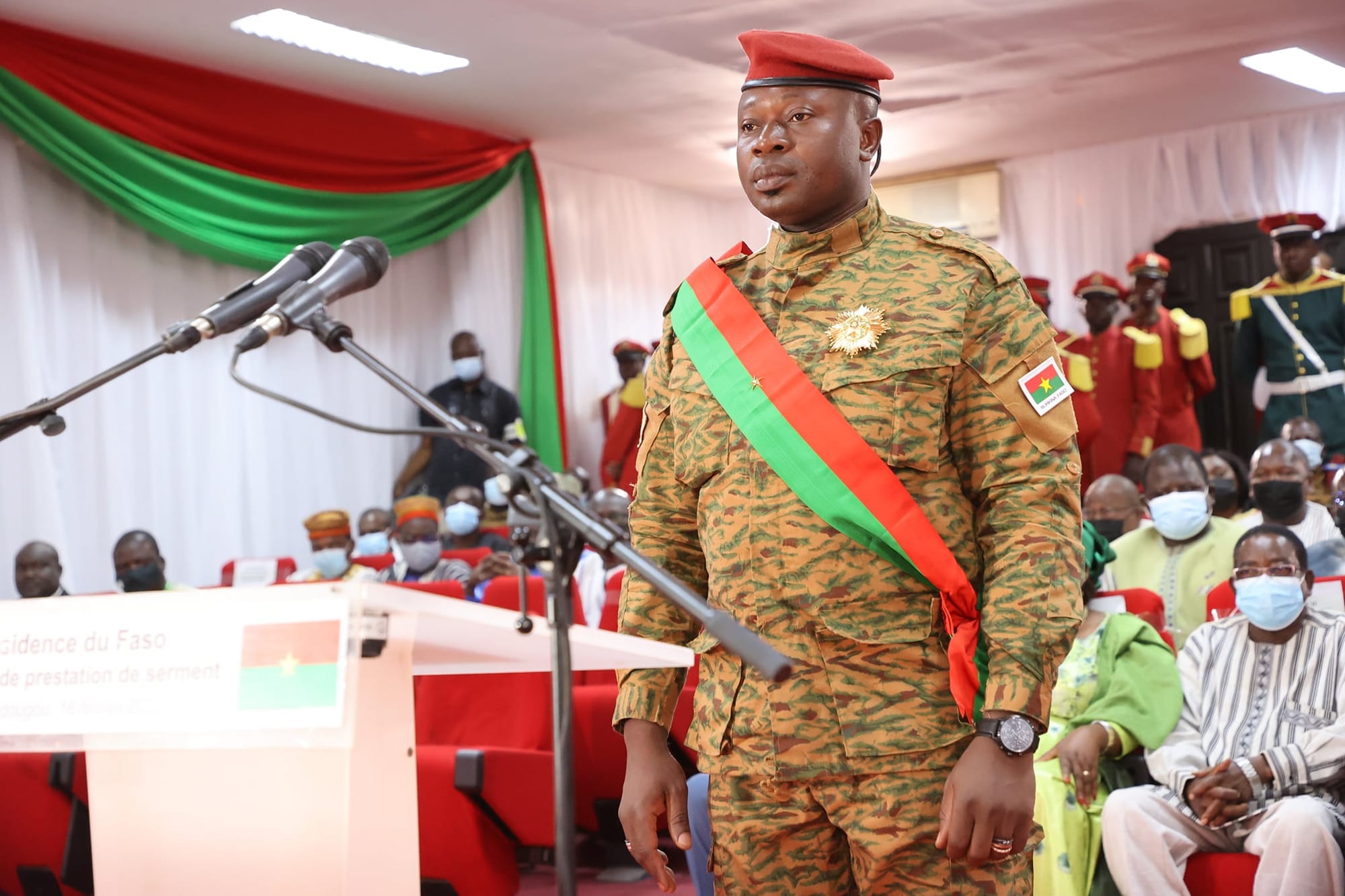 Burkina: une transition de 30 mois proposée