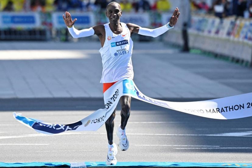 Eliud Kipchoge remporte le marathon de Tokyo