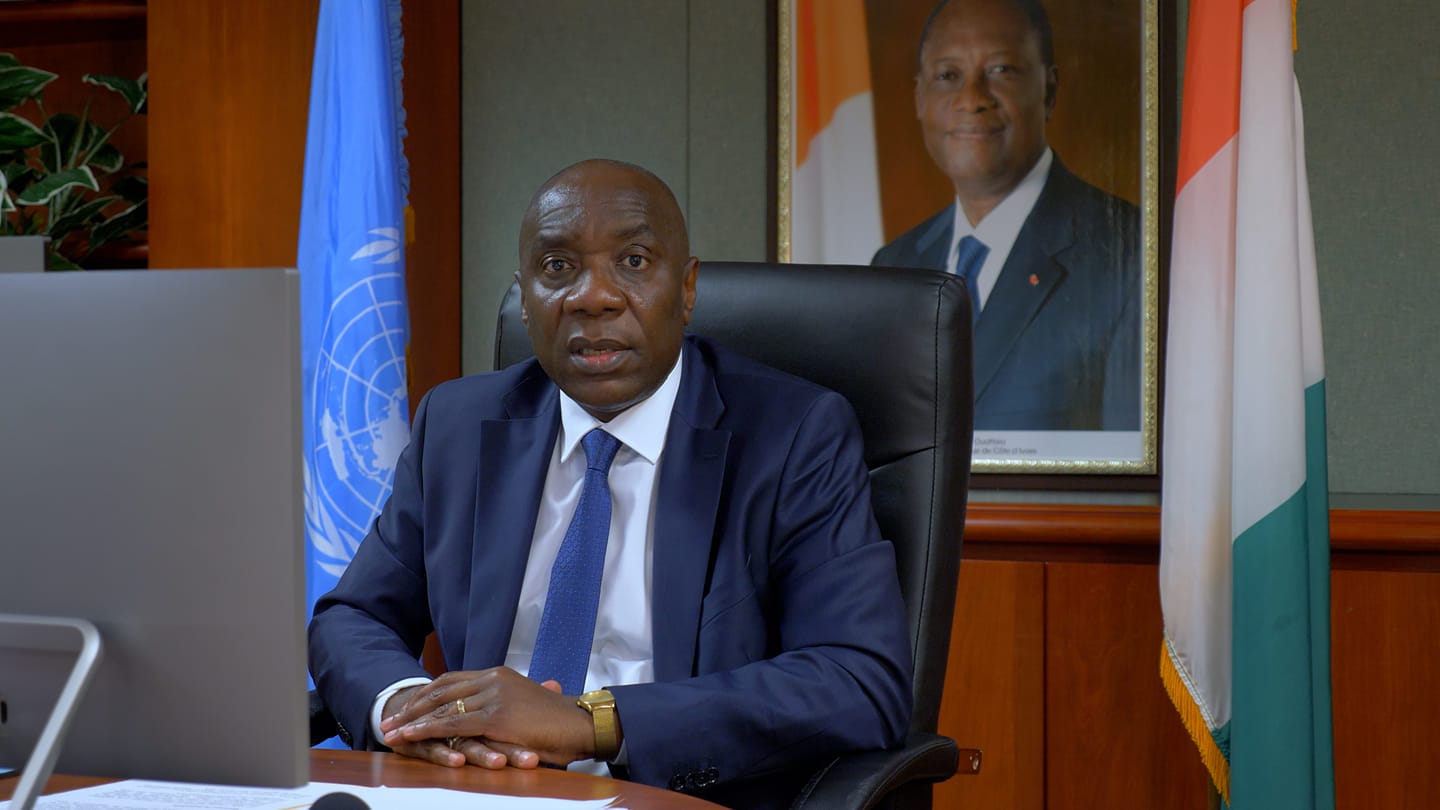Affrontements entre autochtones et allogènes à Abongoua : le ministre Jean-Luc Assi sur le terrain
