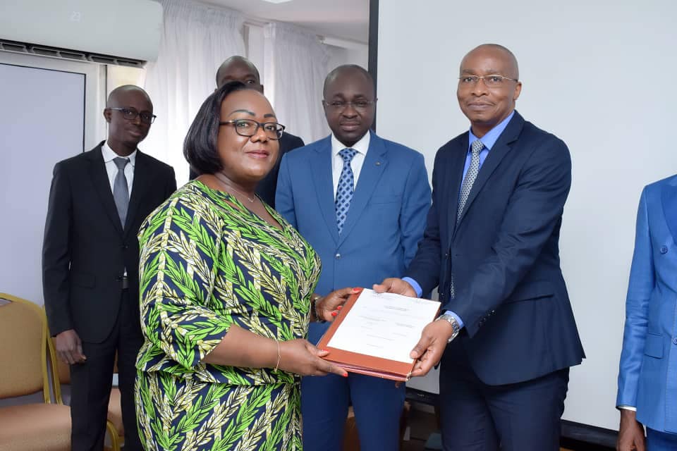 Côte d’Ivoire : recrutement de 10 300 nouveaux enseignants contractuels