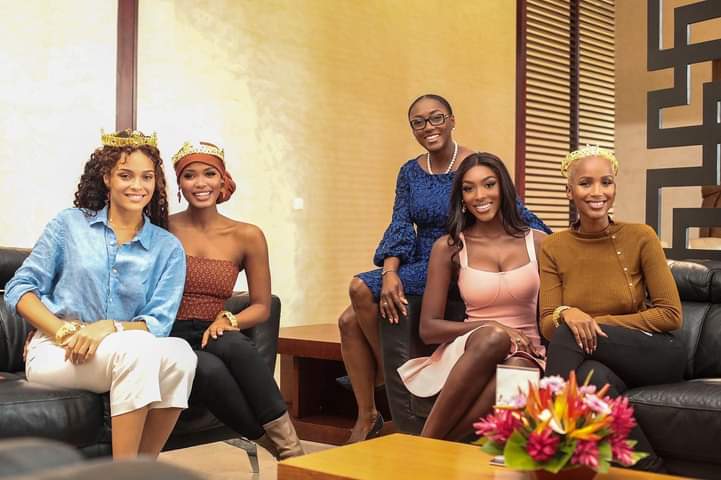 Olivia Yacé célèbre les Miss Monde à Abidjan, le Cameroun en colère