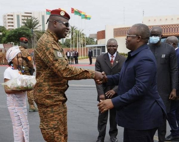 Transition au Burkina: arrivée d’Umaro Sissoco, Président de la CEDEAO à Ouagadougou