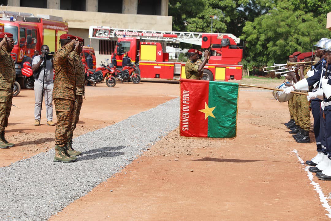 Burkina: 23 nouveaux officiers sapeurs pompiers prêts pour la mission