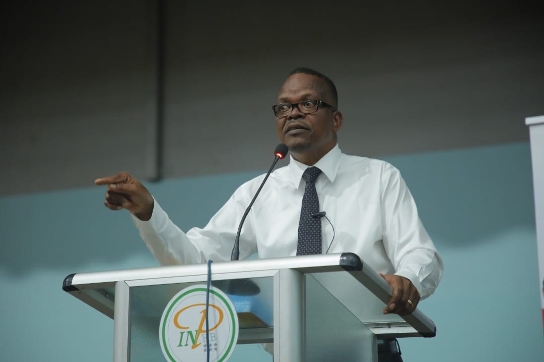 Affaire 1 milliard par jour: Alain Lobognon se prononce, « Et pourtant ! »