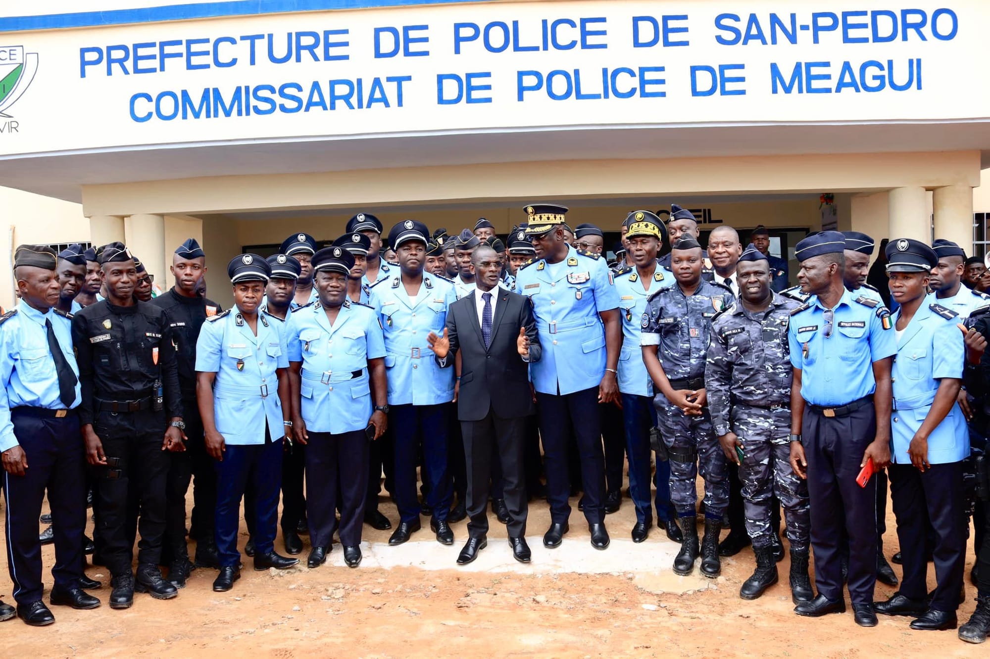 Inauguration du 1er commissariat de police de Méagui