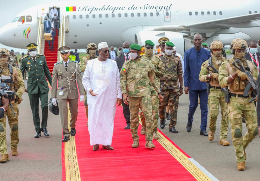 Soldats ivoiriens, transition au Mali : Assimi Goïta reçoit Macky Sall à Bamako