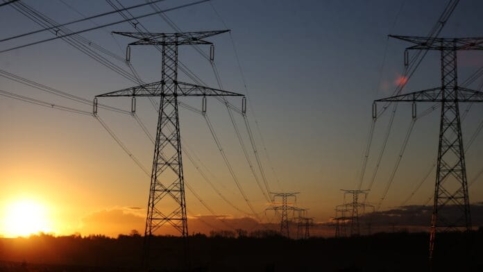 Le Burkina veut faire face aux délestages en 2023: 100 MW importés de la Côte d’Ivoire et de 200 MW du Ghana