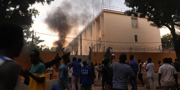 L’ambassade de France à Ouagadougou demande au  capitaine Ibrahim Traoré de renforcer sa protection