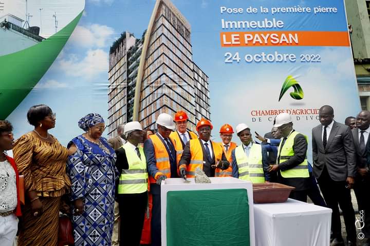 Côte d’Ivoire : pose de la première pierre de l’immeuble « Le Paysan », une double tour de 20 étages