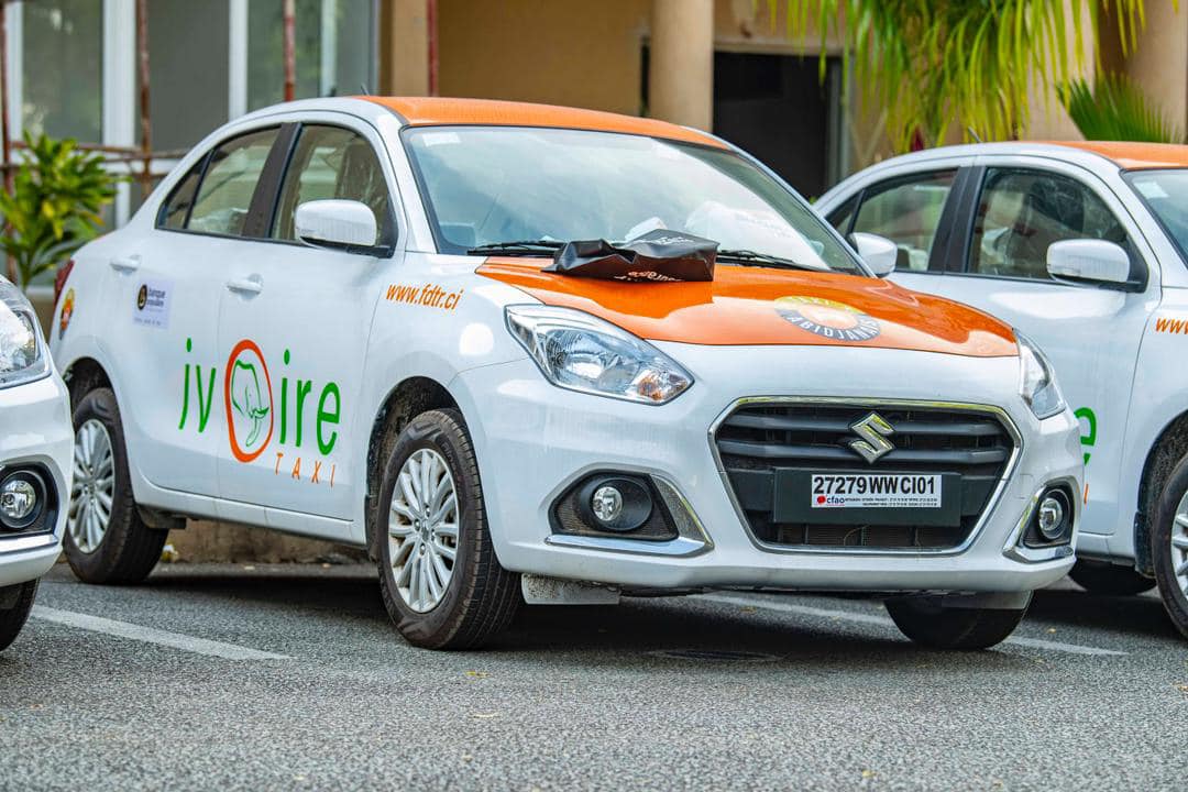 Renouvellement du parc automobile : 50 taxis Ivoire neufs remis à des jeunes ivoiriens
