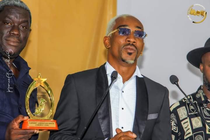 Yabongo Lova meilleur artiste Zouglou Primud 2022