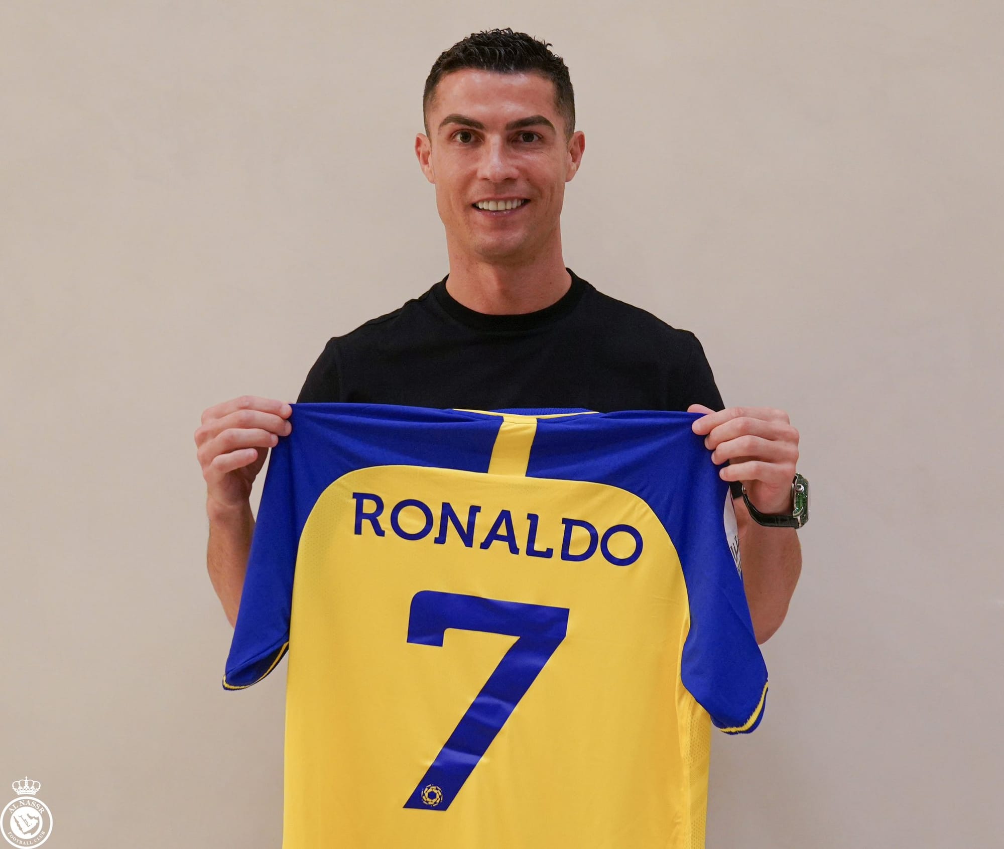 Cristiano Ronaldo rejoint l’Al-Nassr en Arabie Saoudite et devient le joueur le mieux payé au monde