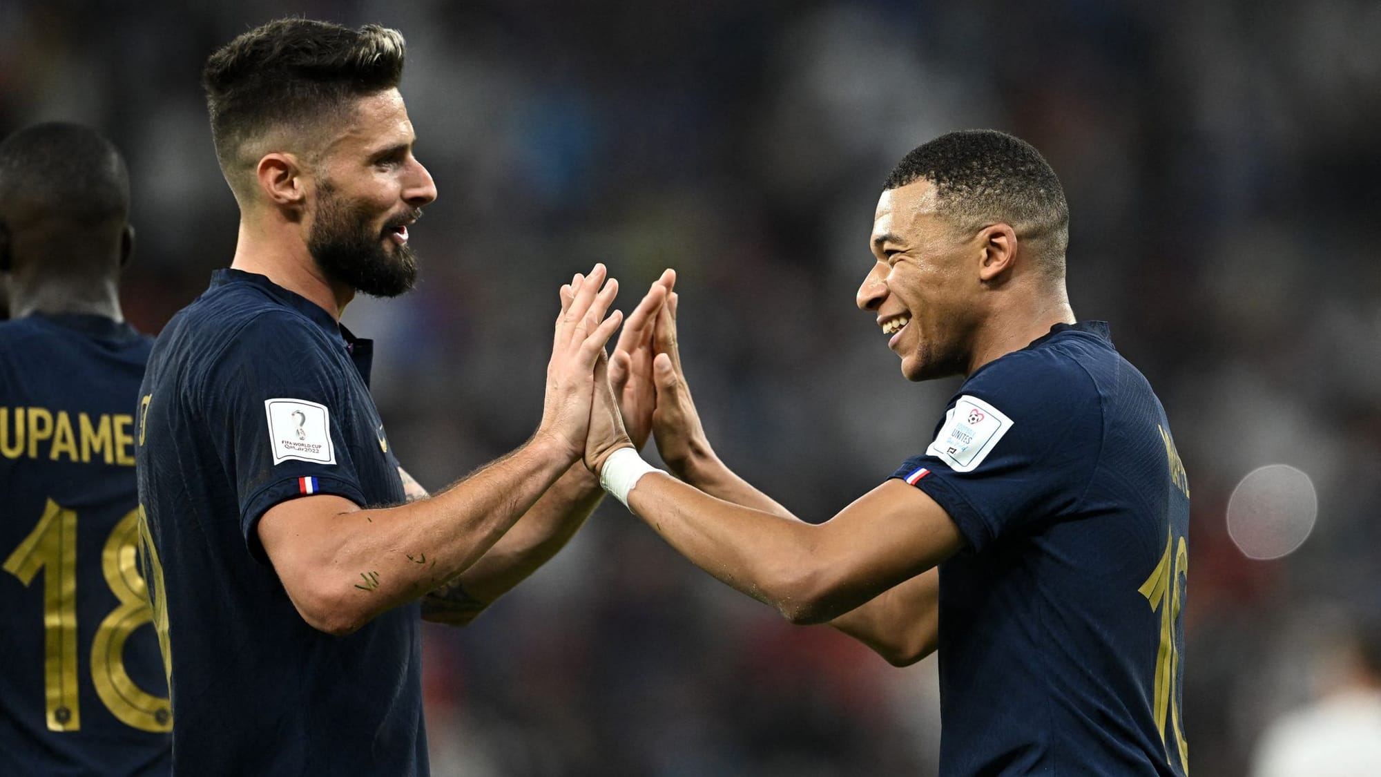 Mondial 2022: Giroud et Mbappé envoient la France en quart