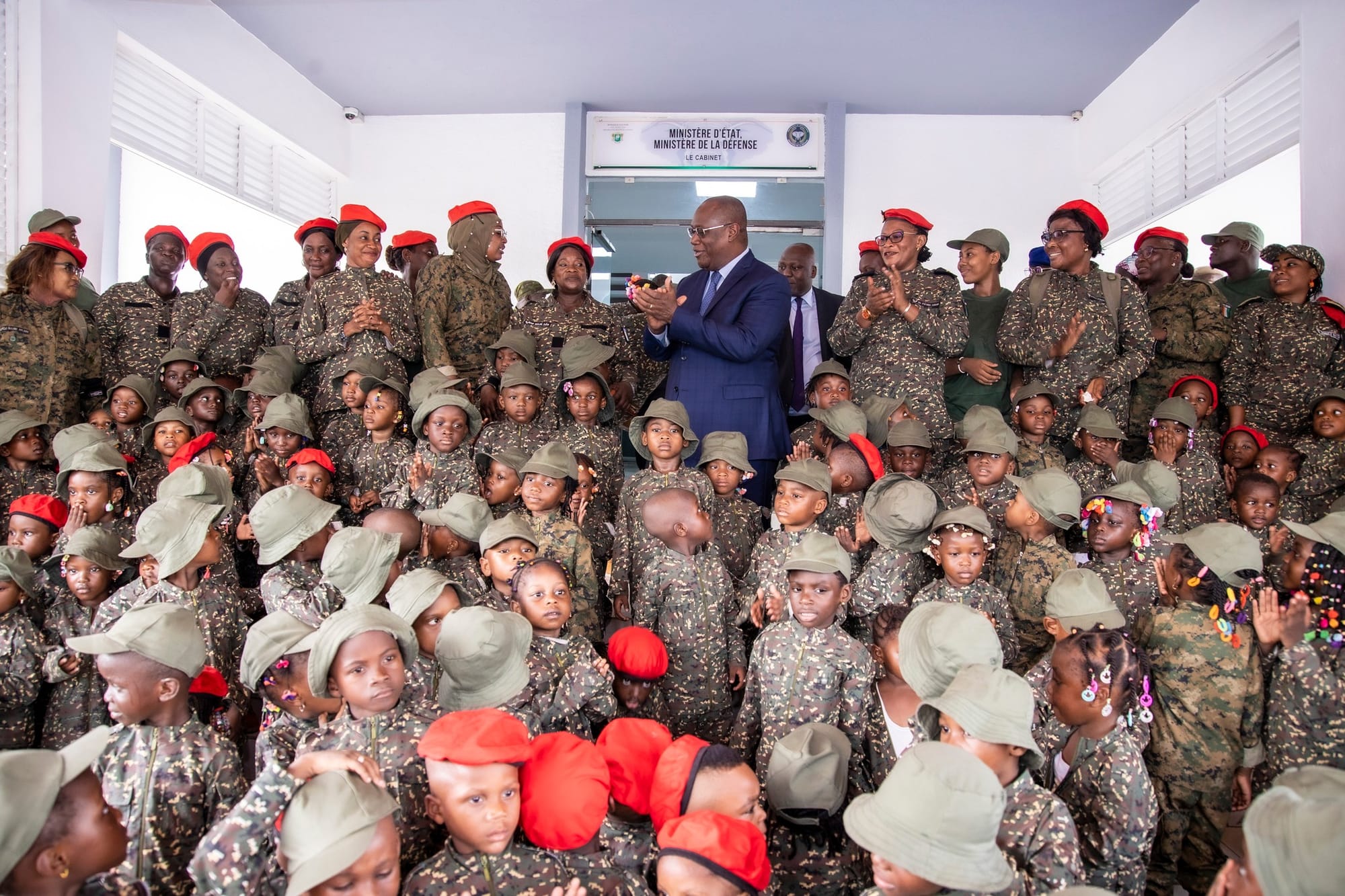Mardi gras 2023 : les enfants dans la peau des 49 soldats ivoiriens chez le ministre Téné Ouattara, des images