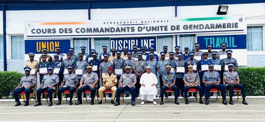 Côte d’Ivoire: 31 officiers reçoivent leurs diplômes des commandants d’unité de gendarmerie