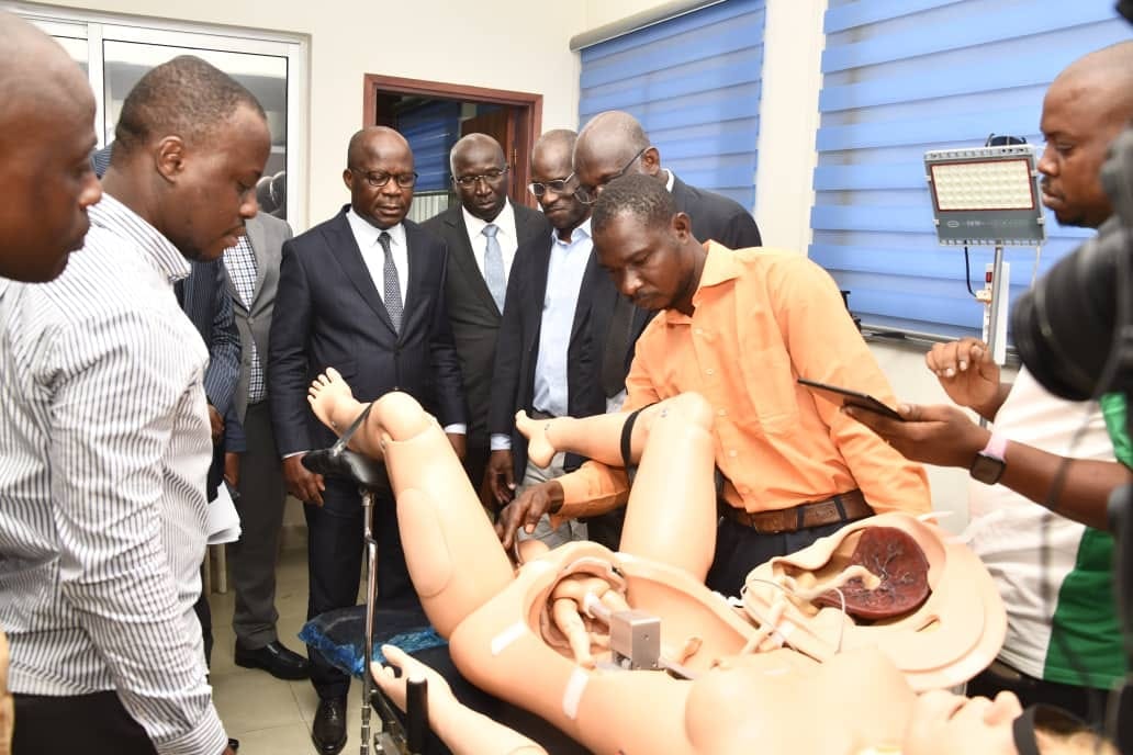 Côte d’Ivoire: 240 médecins généralistes formés en soins obstétricaux néo-nataux d’urgence complet