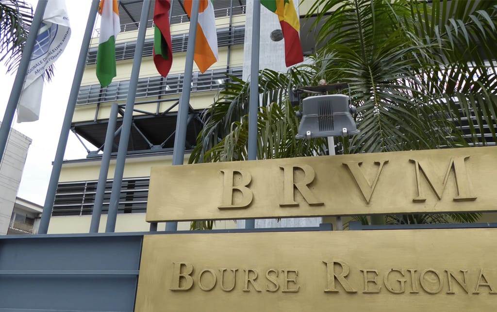 Comment la BRVM a atteint une capitalisation de 8 000 milliards de FCFA ?