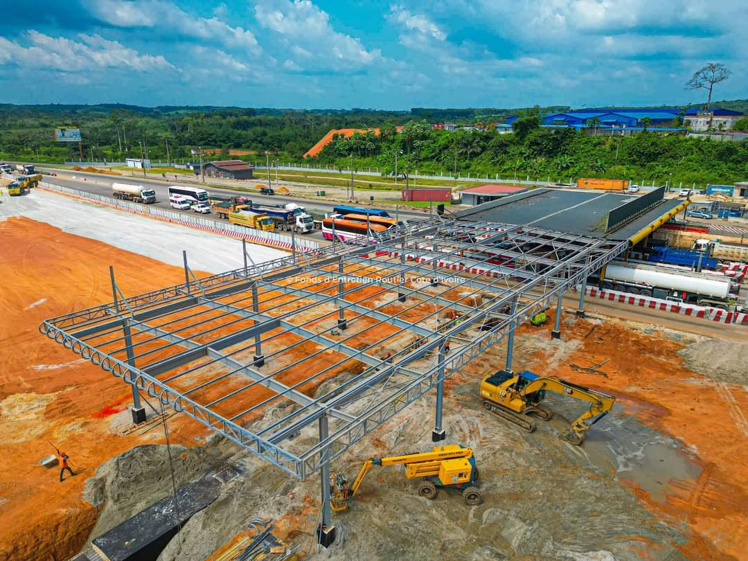 Travaux d’élargissement de la barrière de la station de péage d’Attinguié