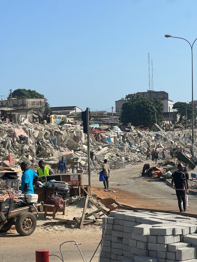 Le déguerpissement des quartiers Château et Bromakoté à Adjamé lancé