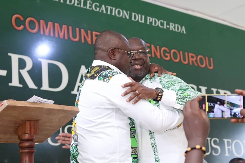 Bredou Bredou Athanase et Adom Guillaume se réconcilient le 10 mai 2024 à Abengourou