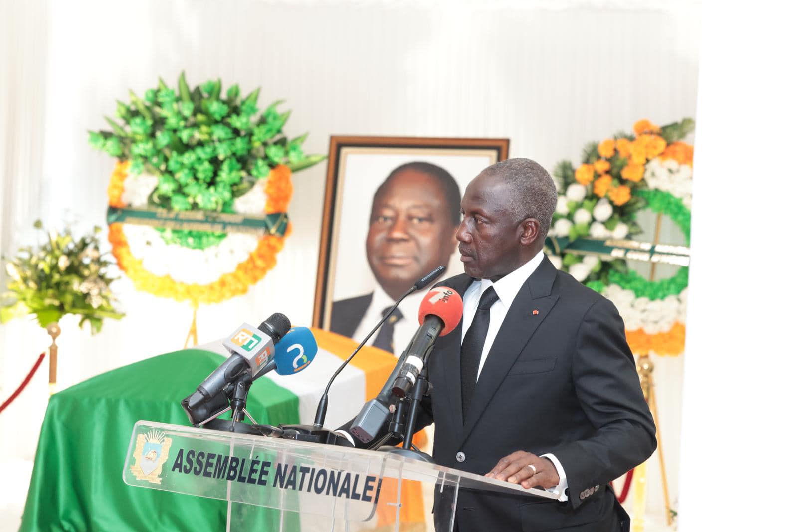 Adama Bictogo lors de la cérémonie d'hommage de l'Assemblée nationale à Henri Konan Bédié le 24 mai 2024