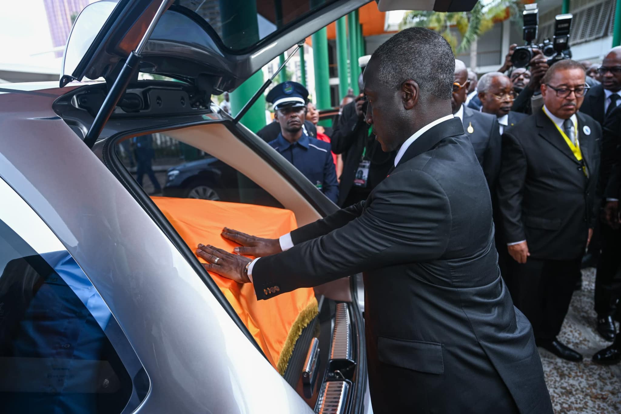 Cérémonie d'hommage de l'Assemblée nationale à Henri Konan Bédié le 24 mai 2024