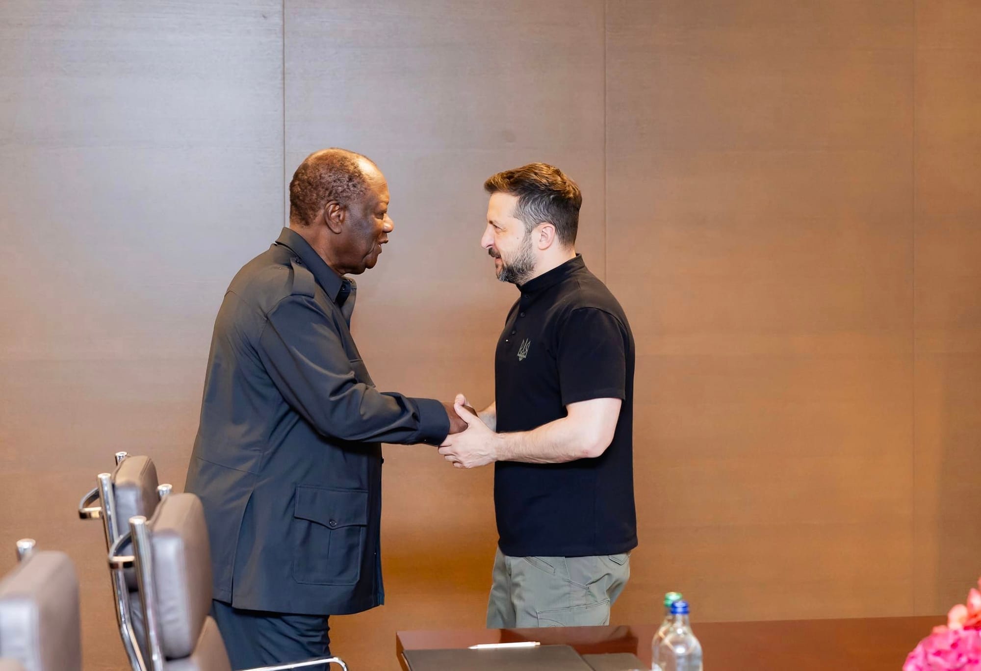 Alassane Ouattara et Volodymyr Zelensky lors du 1er Sommet sur la paix en Ukraine le 16 juin 2024