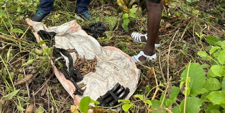 Saisie une arme de guerre de type AK 47 et 139 munitions dans une broussaille à Sanguehi à Bondoukou le 24 juin 2024