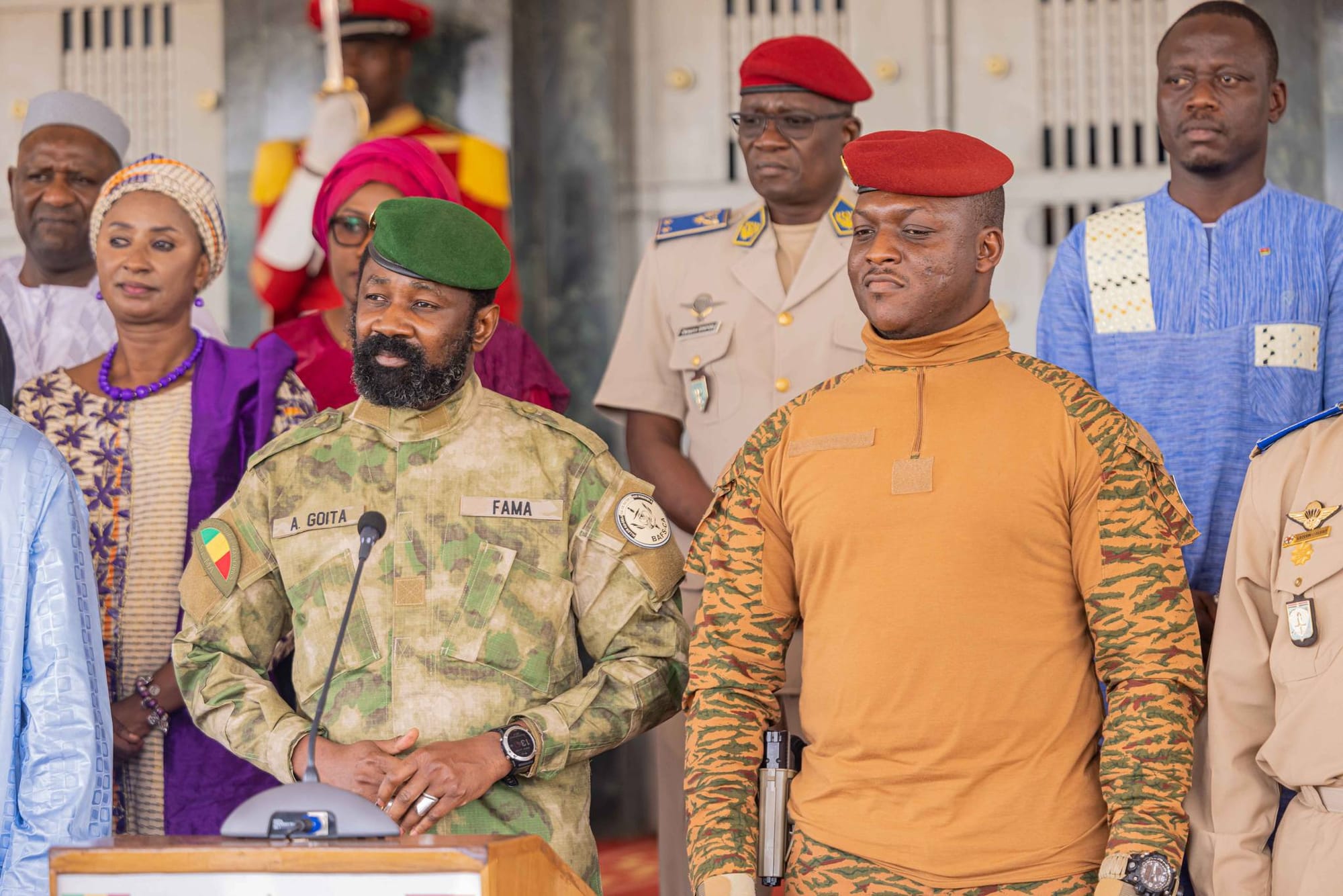 Assimi Goïta et Ibrahim Traoré à Ouagadougou au Burkina le 25 juin 2024