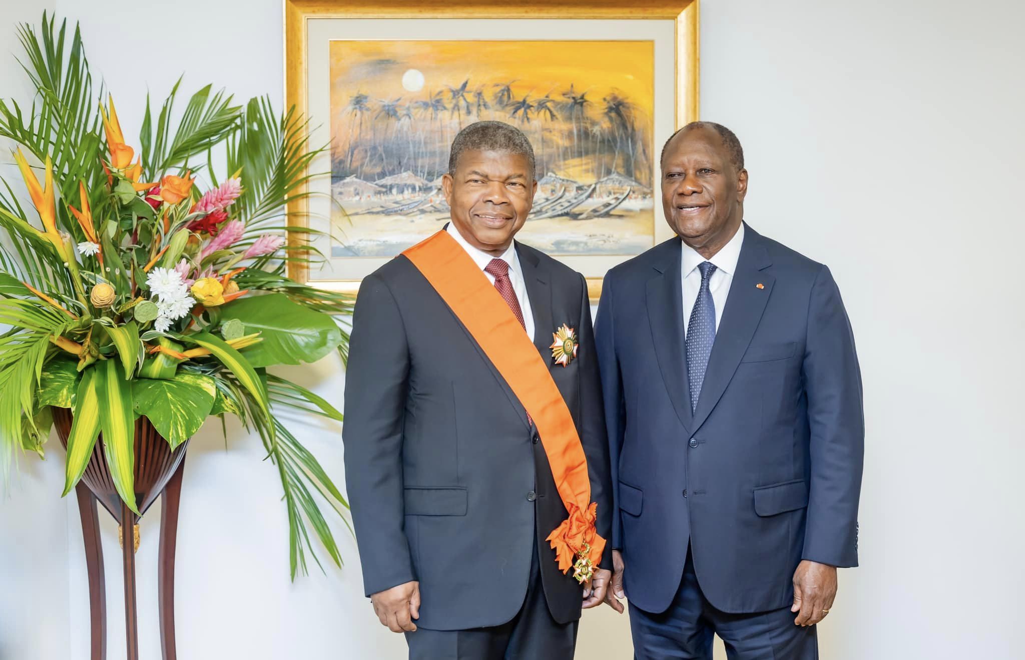 Joao Manuel élevé à la dignité de Grand-croix de l'ordre national par le président Ouattara