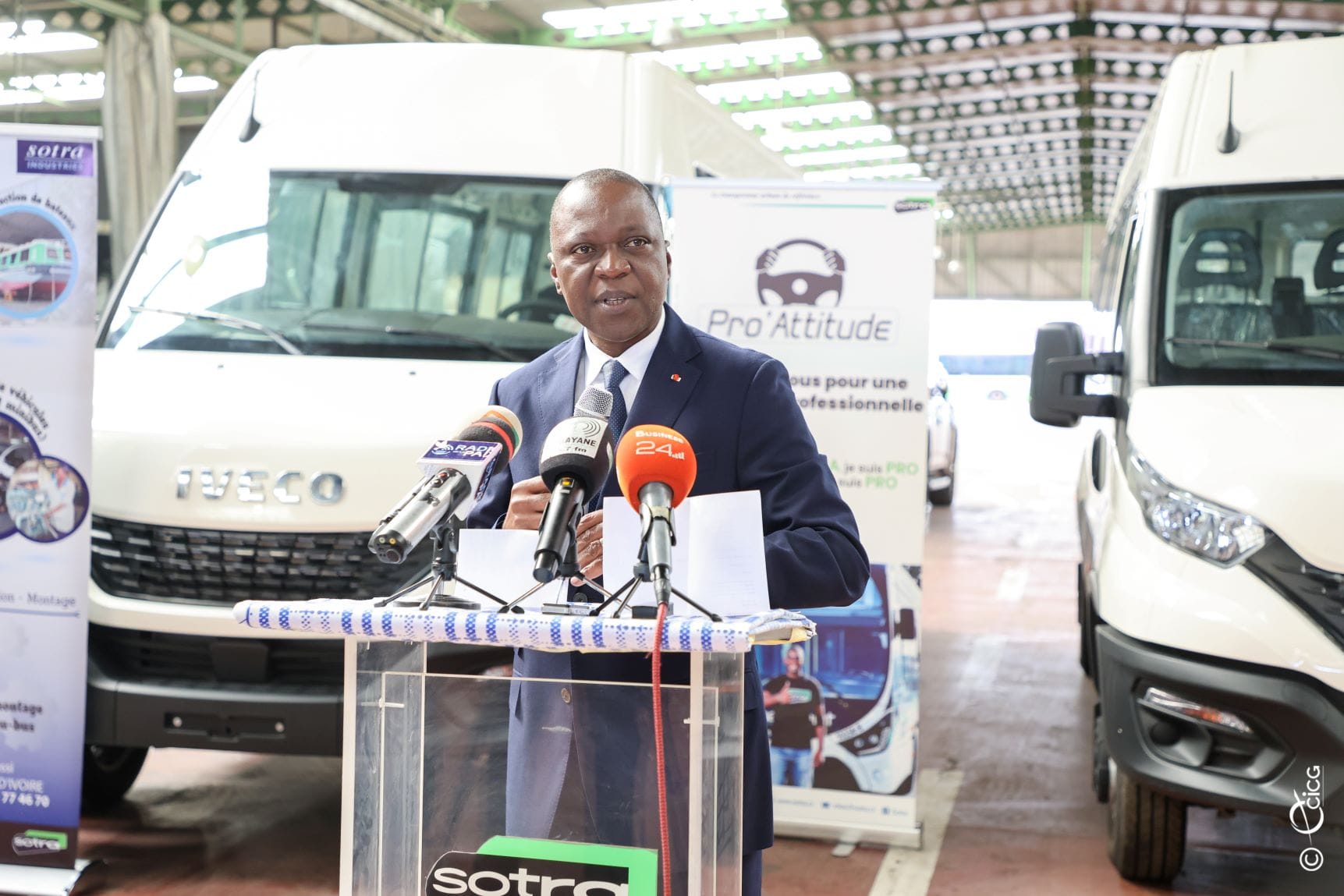 Le ministre des Transports, Amadou Koné, annonce 300 nouveaux bus pour sauver la SOTRA
