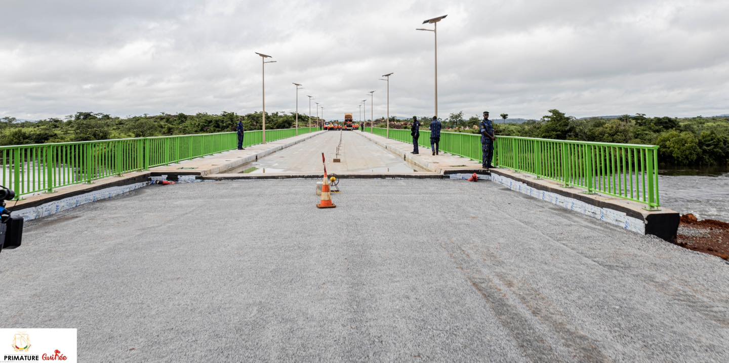 Pont de Tanènè en Guinée