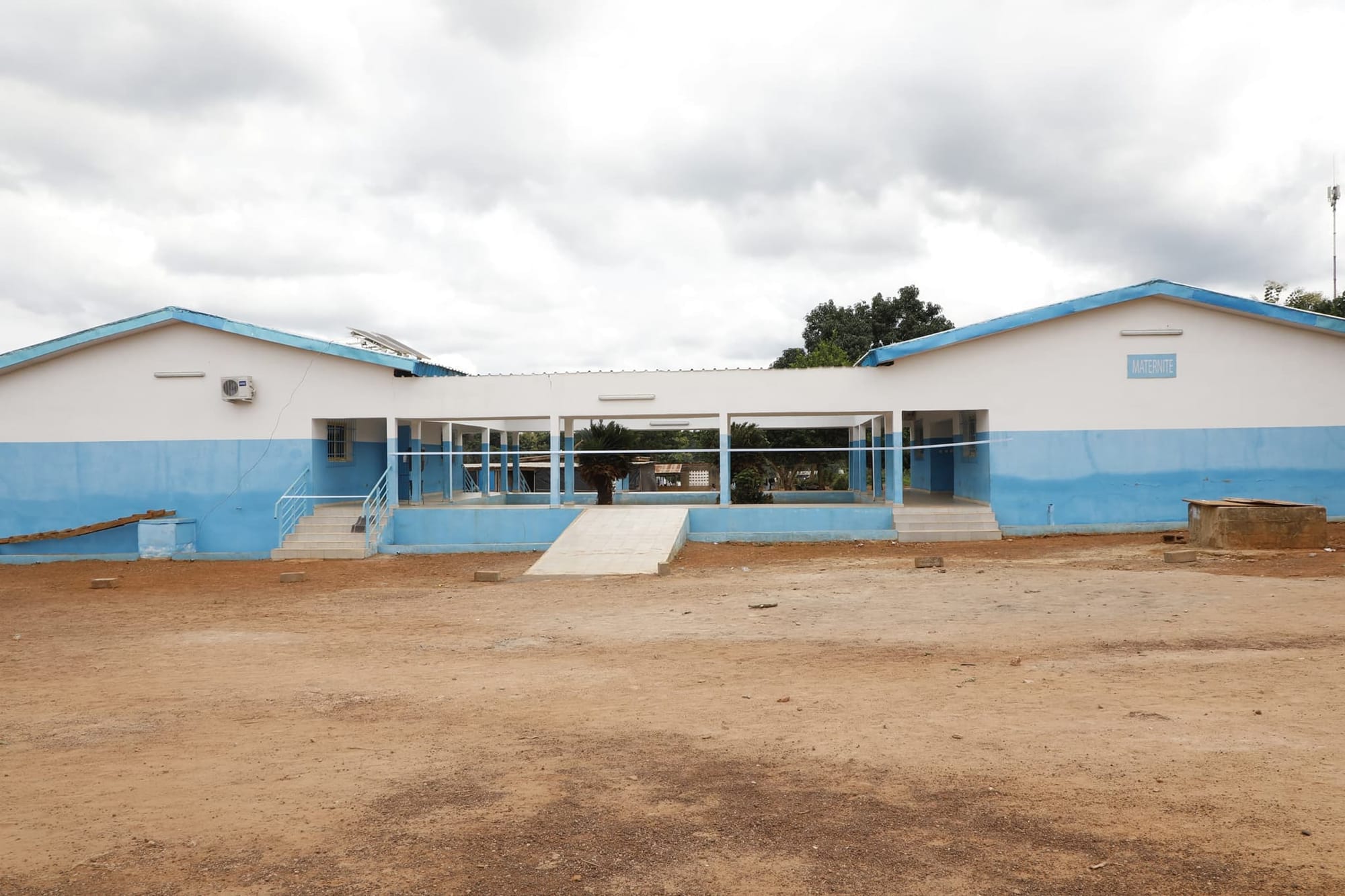 Inauguration du Centre de Santé d’Ouatté par le Ministre Pierre Dimba le 13 août 2024