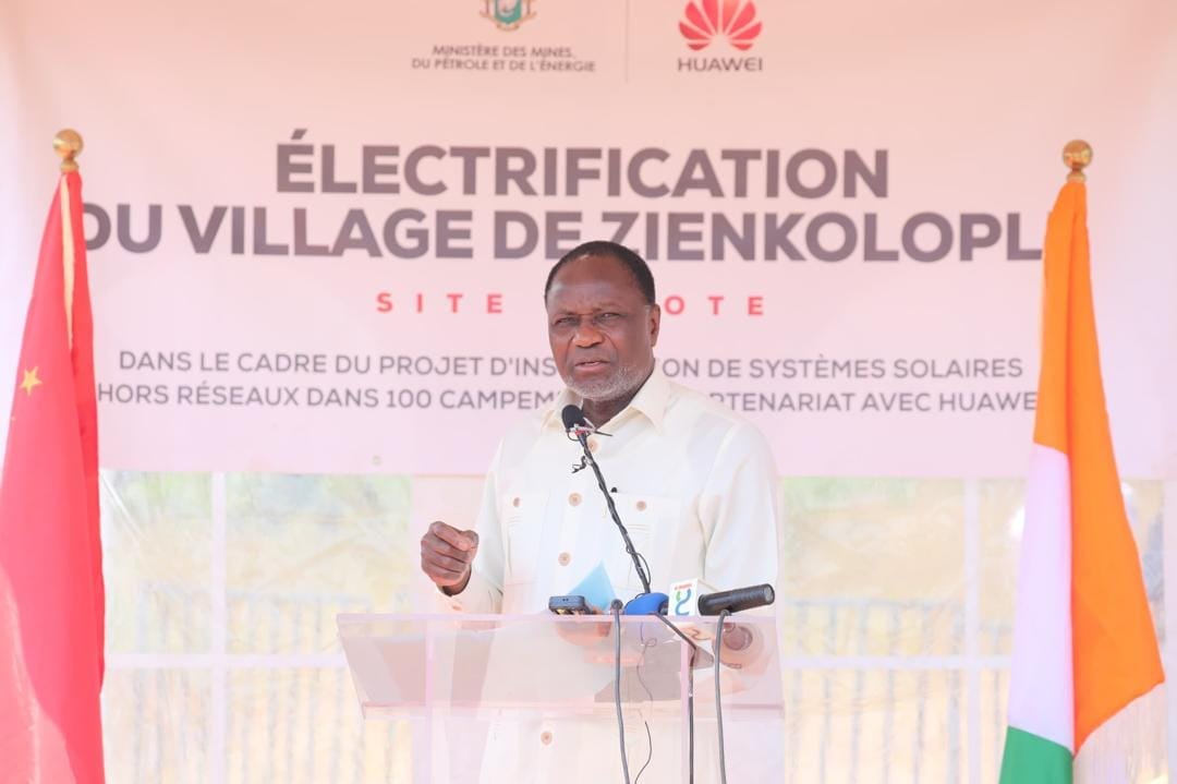 Électrification rurale à Korhogo : le village de Zienkoloplé entre dans la lumière