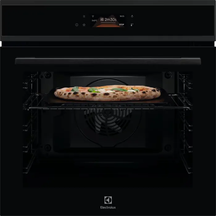 Electrolux PizzaExpert EOX8P18WH: il forno da incasso per chi vuole una pizza più vicina a quella della pizzeria