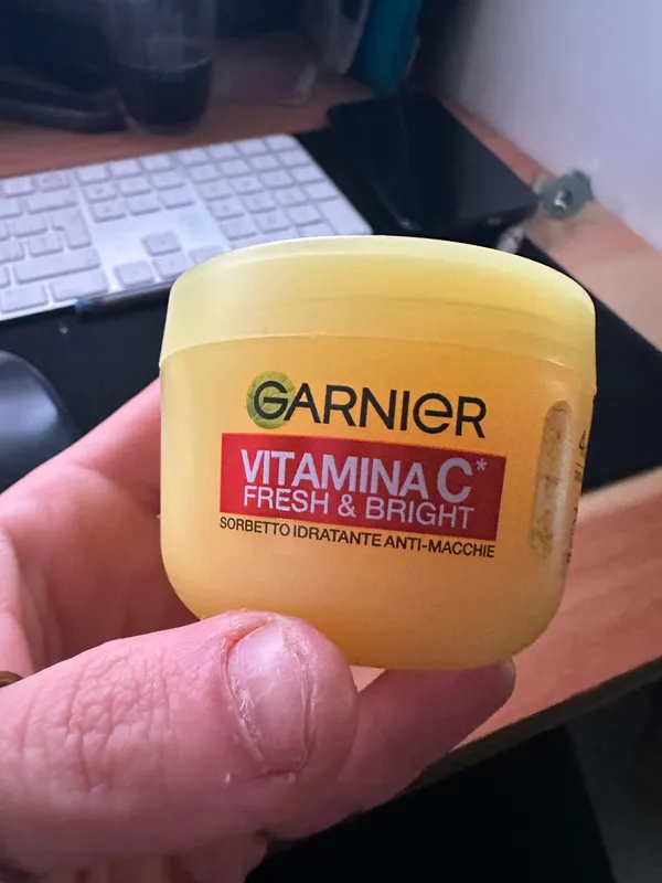 Crema Vitamina C Garnier che illumina davvero - la nostra prova